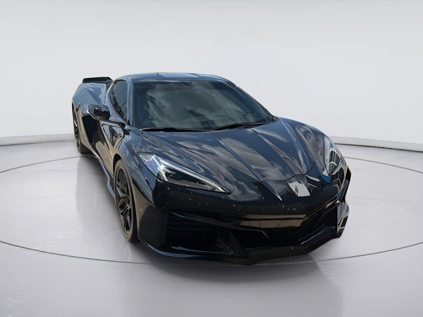 Used 2025 Black Chevrolet 1LZ image 3