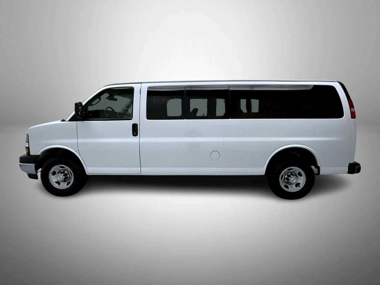 Used 2024 White Chevrolet LT image 8