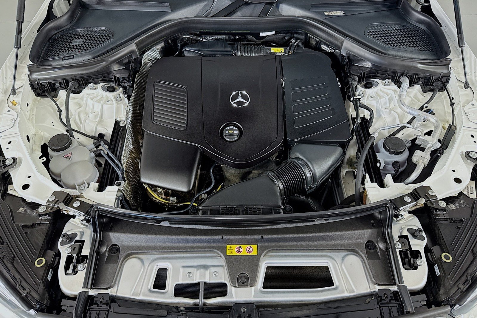 Certified Used 2025 Polar White Mercedes-Benz 300 image 12