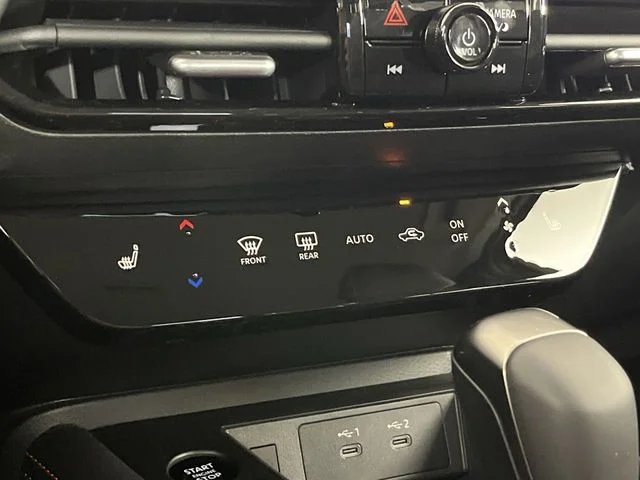 2026 Nissan KICKS SR AWD - Photo 18
