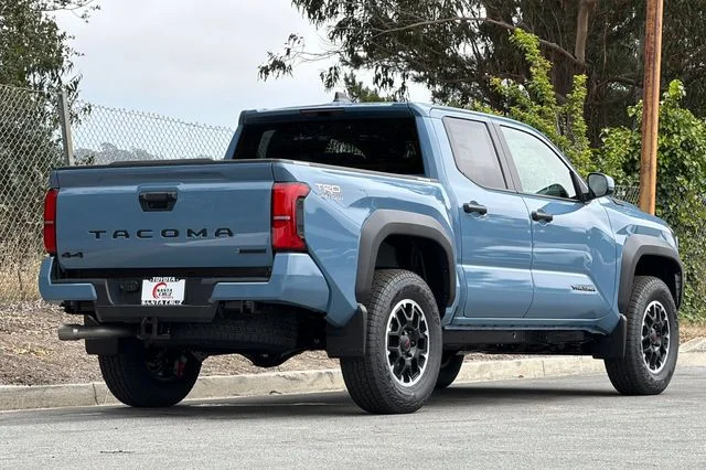 2026 Toyota Tacoma TRD Off Road - Photo 4