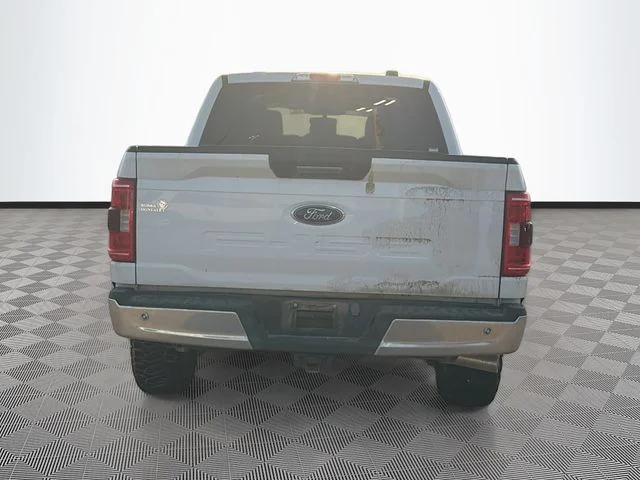 Used 2023 White Ford XLT image 5