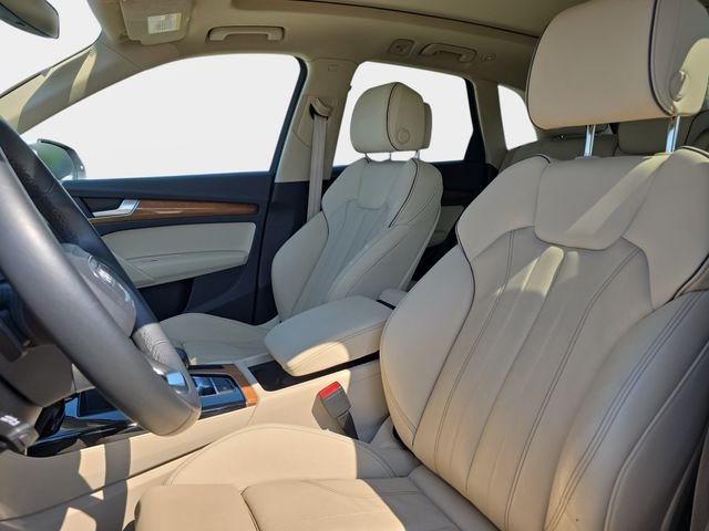 Used 2024 White Audi 55 Premium image 18