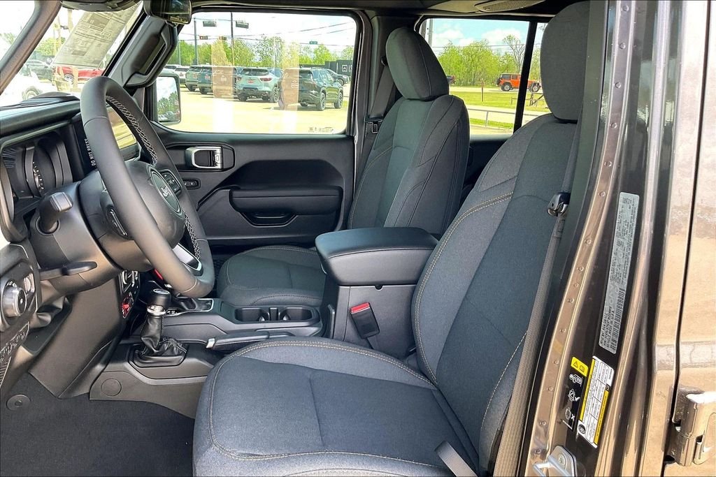 New 2026 Jeep Wrangler Willys 4D Sport Utility