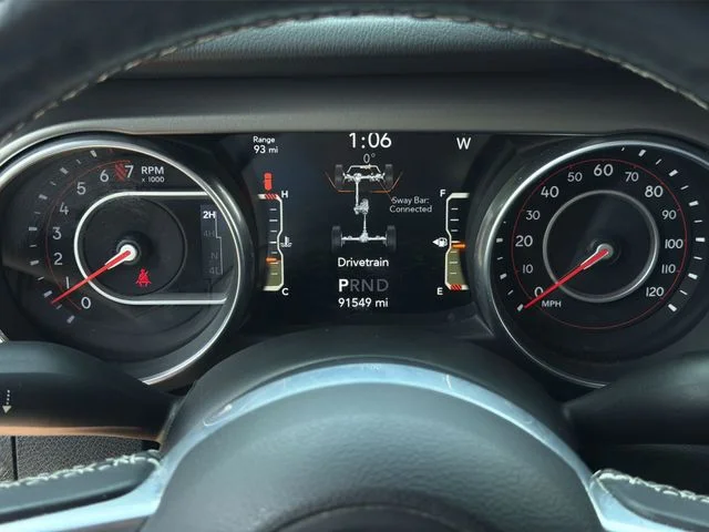 Used 2018 White Jeep Unlimited Rubicon image 22