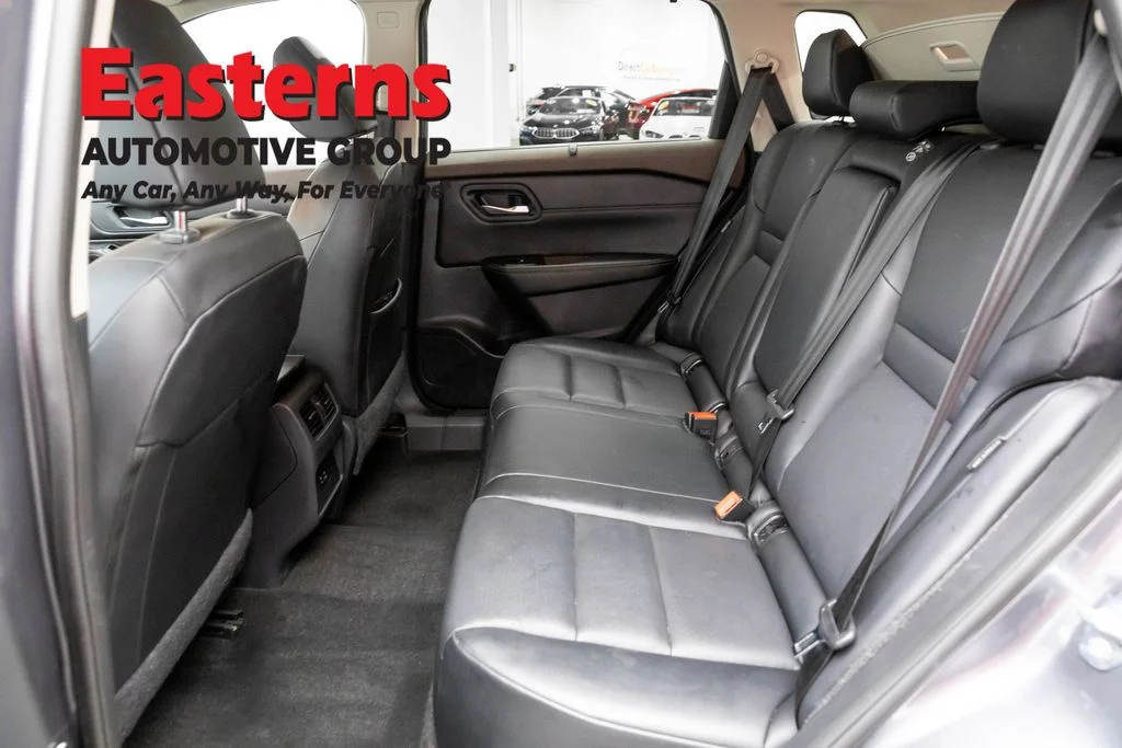 Used 2023 Gray Nissan SV image 21