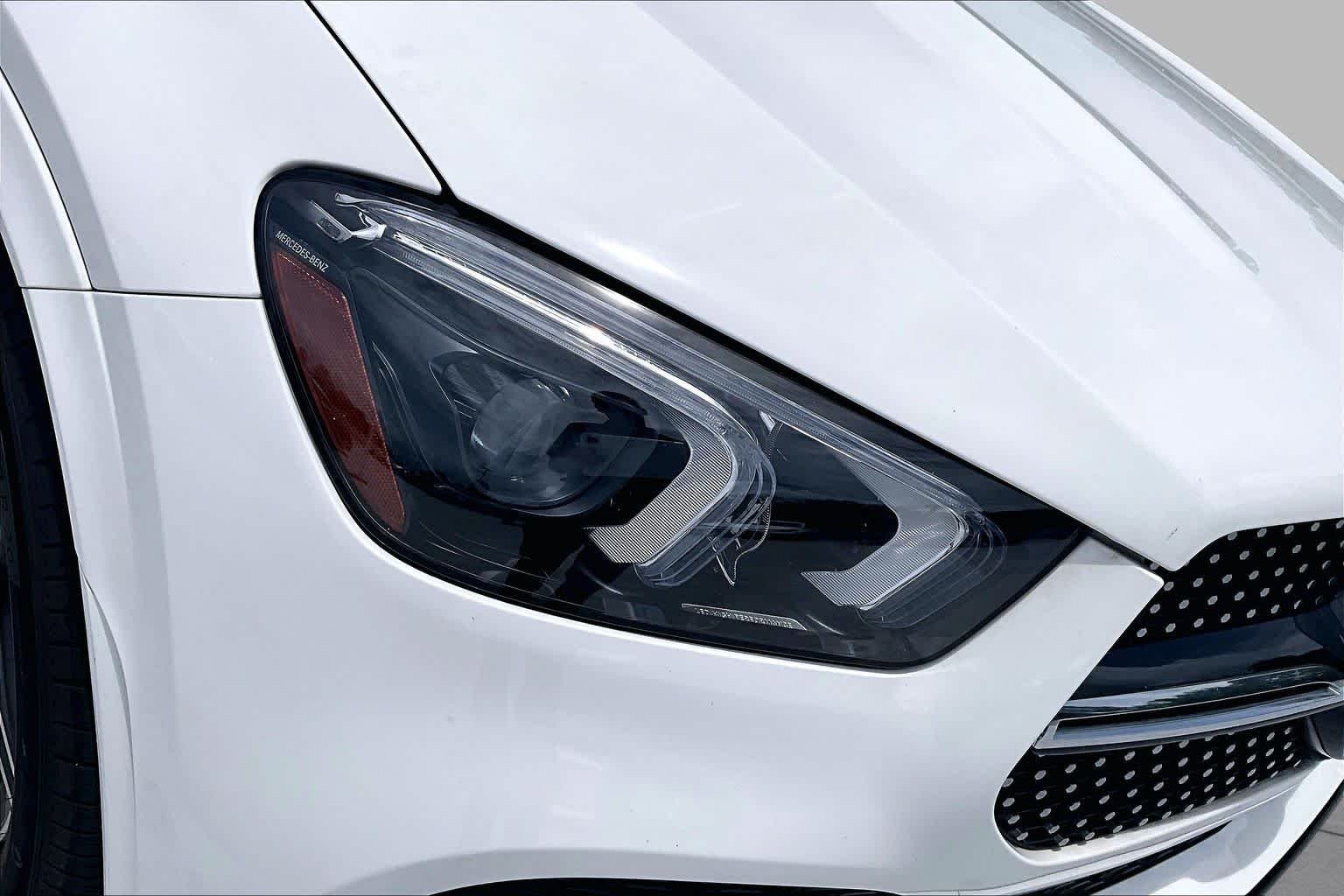 Used 2023 Polar White Mercedes-Benz GLE 450 image 28