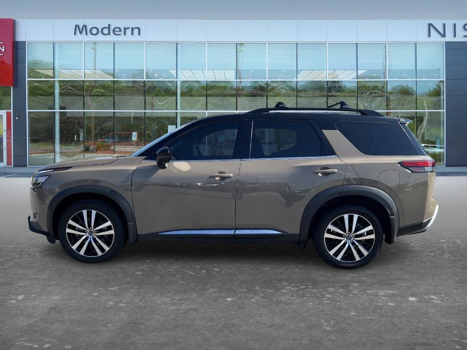Used 2023 Baja Storm/Super Black Roof Nissan Platinum image 8