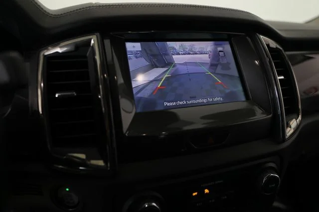 Used 2020 Black Ford Lariat image 9