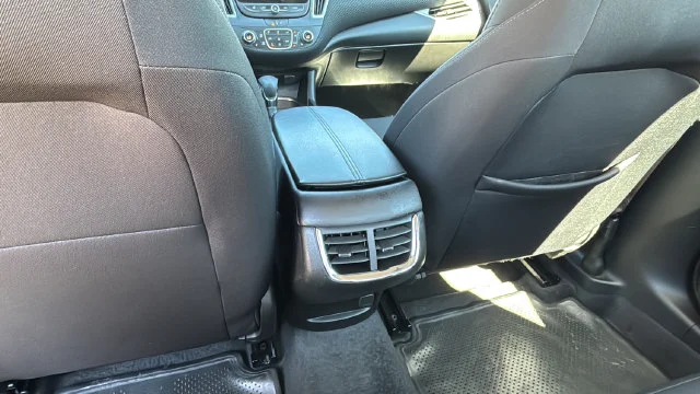 Used 2025 Gray Chevrolet LT image 20