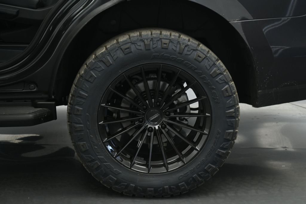 New 2026 Dark Matter Gray Metallic Ford Platinum image 21