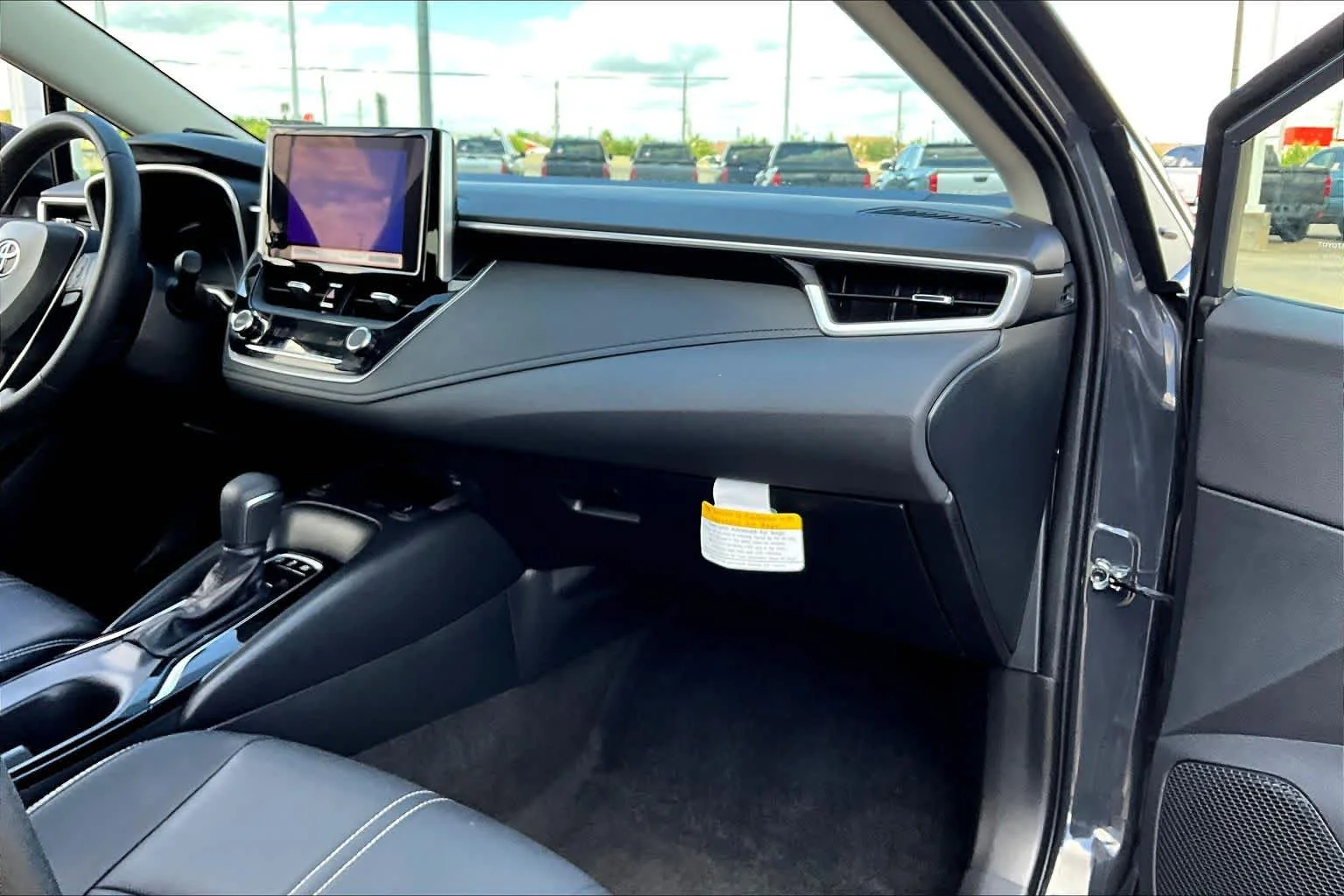 Used 2024 Underground Toyota Hybrid XLE image 19