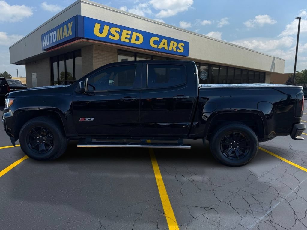 Used 2022 Black Chevrolet Z71 image 8