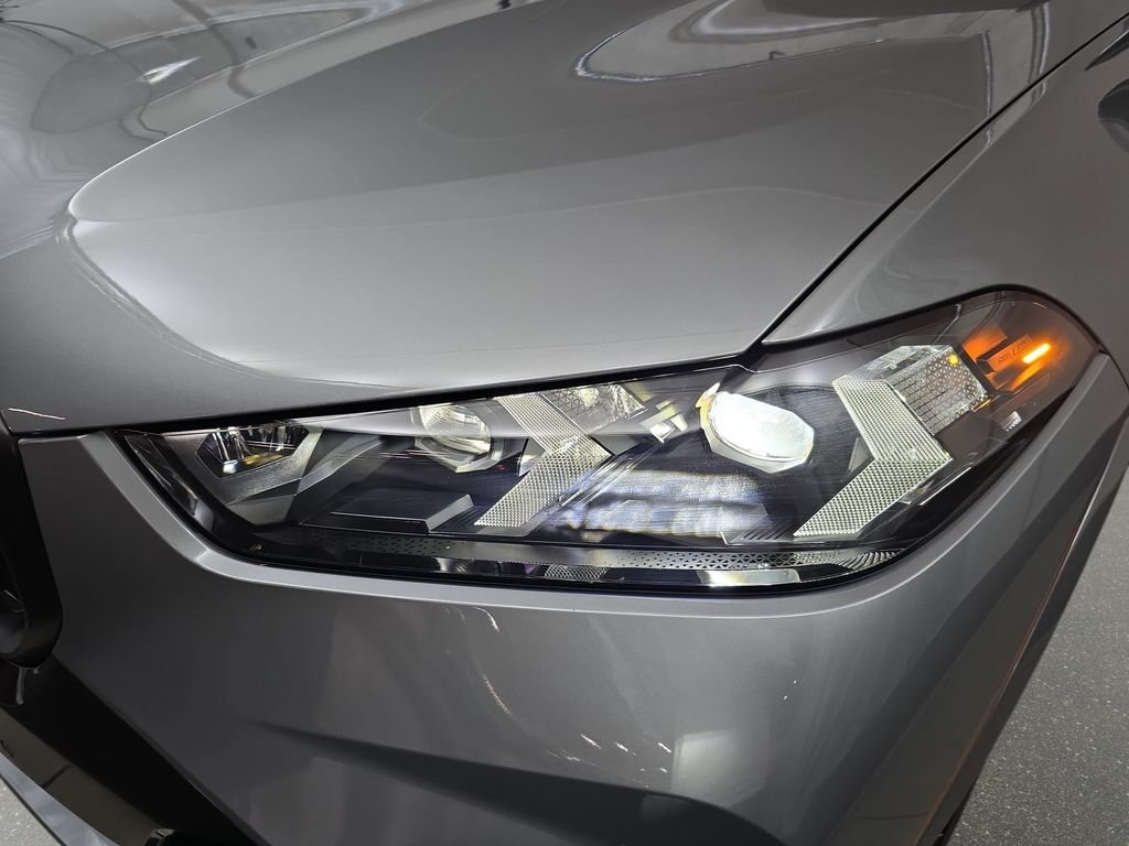 New 2026 Skyscraper Grey Metallic BMW xDrive40i image 29