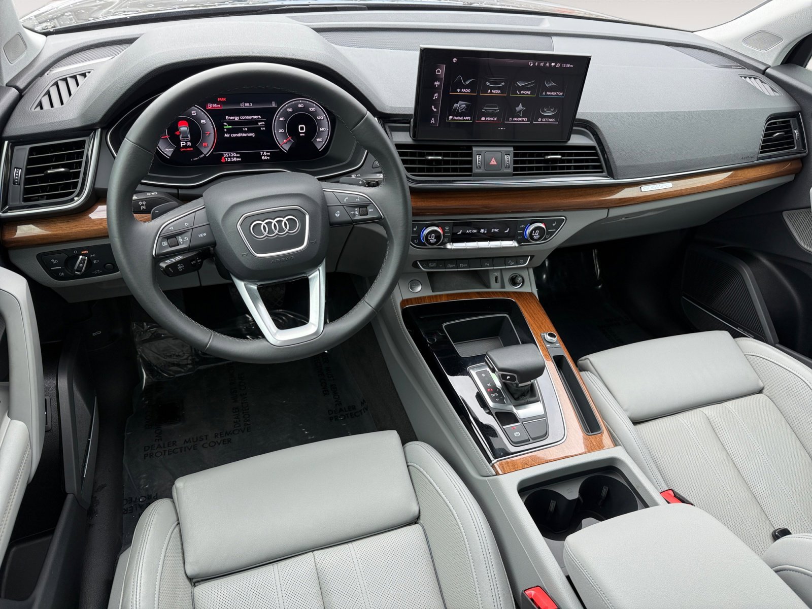 Used 2023 Black Metallic Audi 45 S line Premium image 15