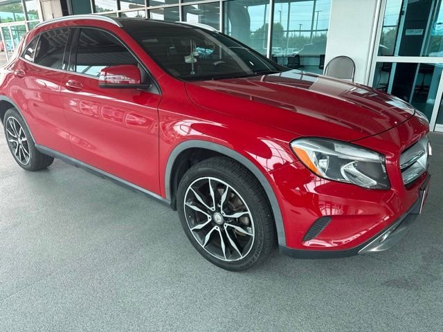 2017 Mercedes-Benz GLA GLA250's photo