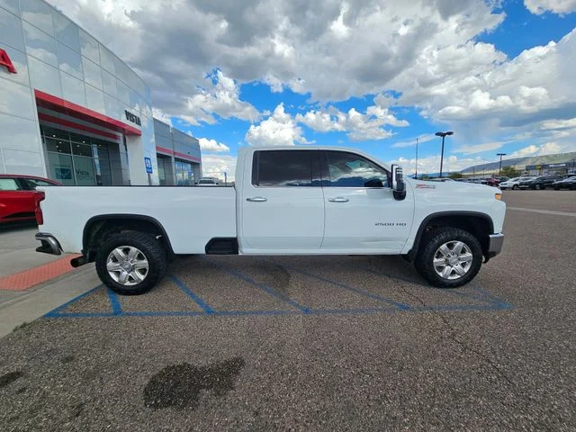 Used 2020 Summit White Chevrolet LTZ image 4