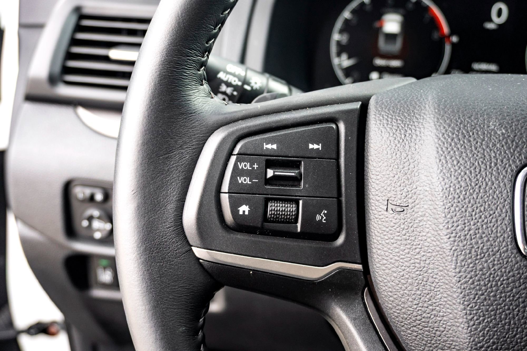 2024 Honda Ridgeline RTL - Photo 18