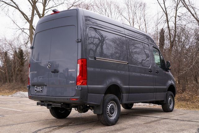 New 2026 Graphite Gray Mercedes-Benz Cargo 144 WB image 43