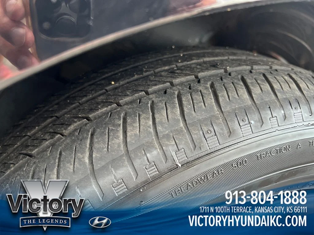 Used 2025  Honda LX image 28