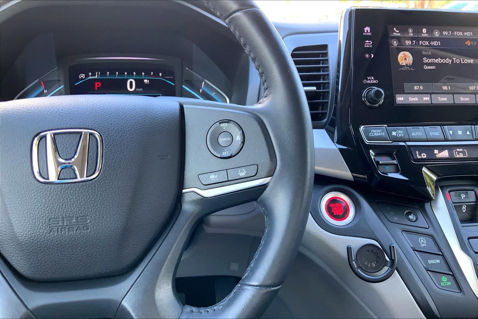 Used 2022 Obsidian Blue Pearl Honda EX-L image 24