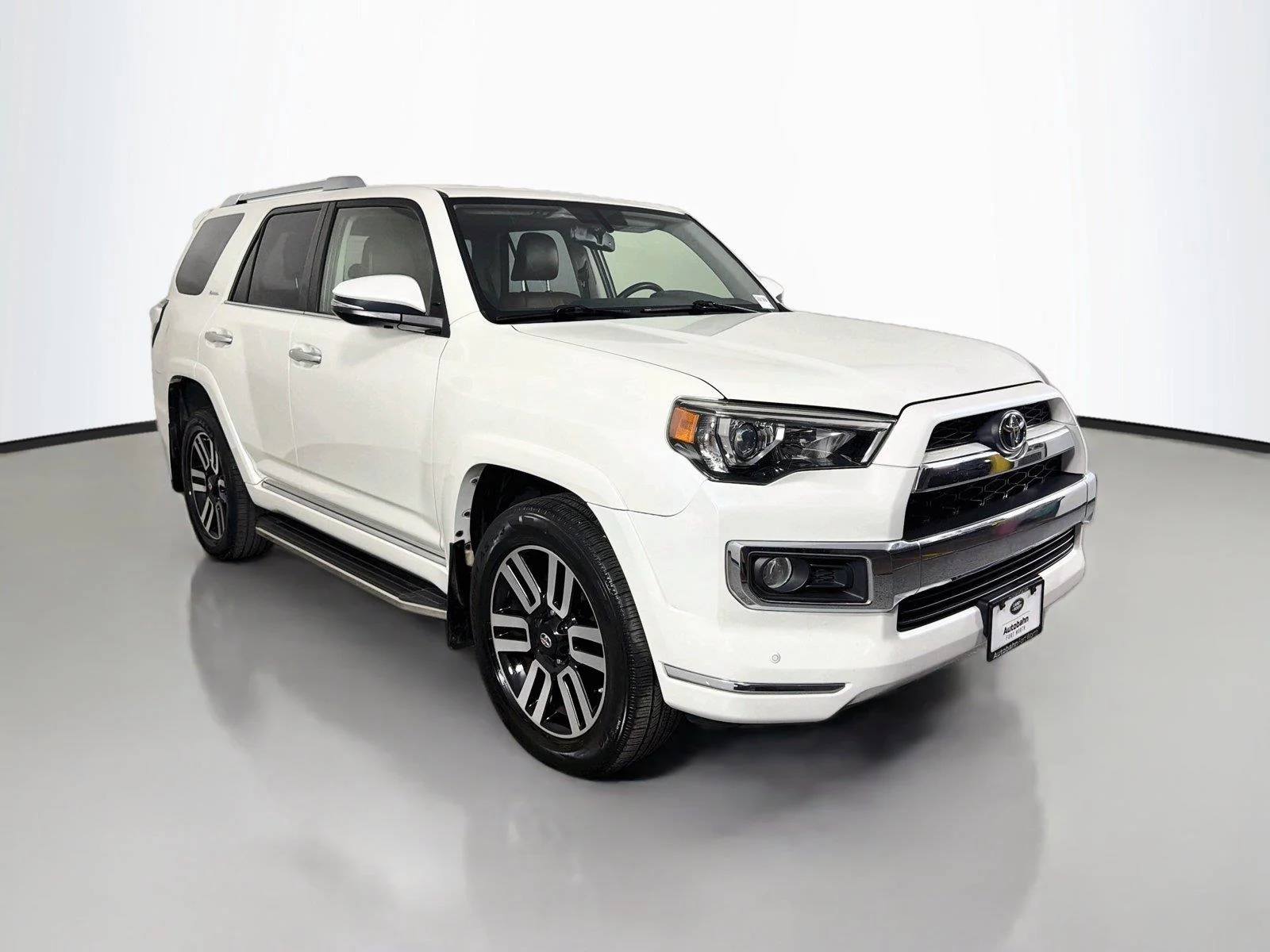 Used 2015 Blizzard Pearl White Toyota Limited image 3