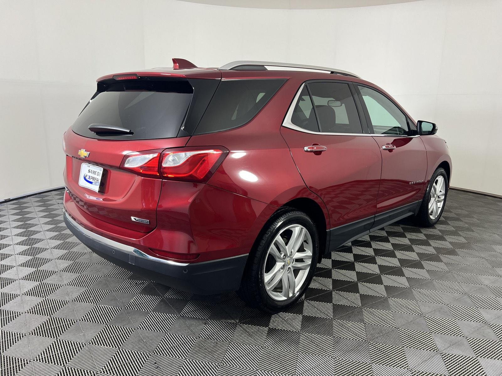 Used 2018 Cajun Red Tintcoat Chevrolet Premier image 26