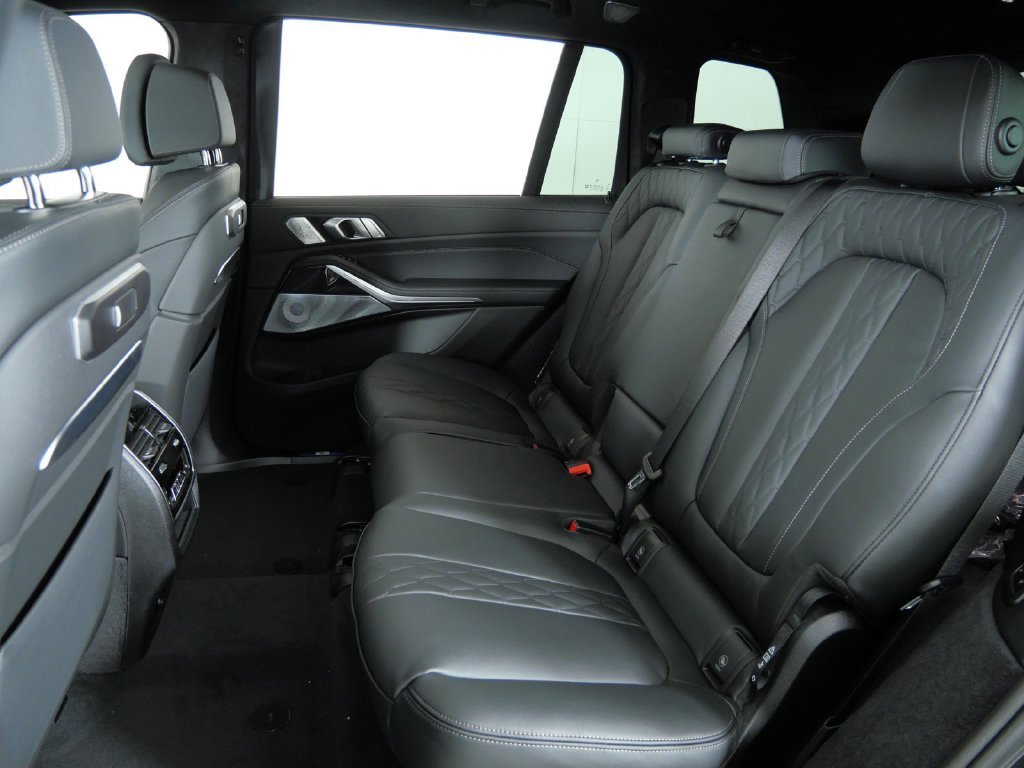 New 2027 Dravit Grey Metallic BMW xDrive40i image 48