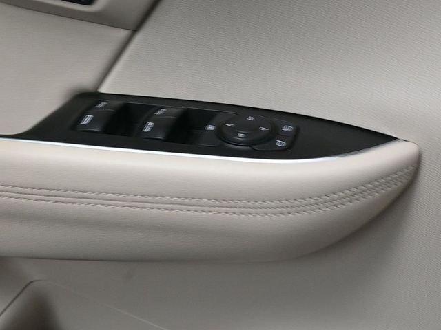 2022 Buick Envision Essence - Photo 23
