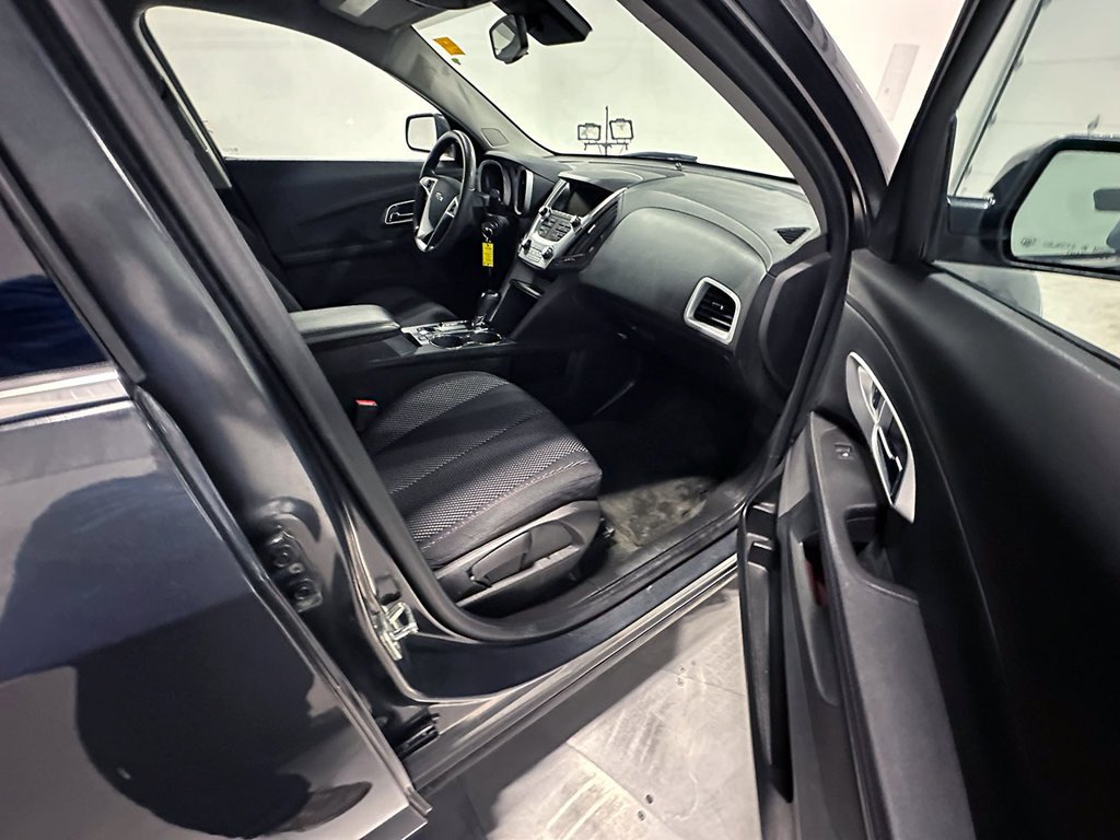 Used 2017 NIGHTFALL GRAY METALLIC Chevrolet LT image 22
