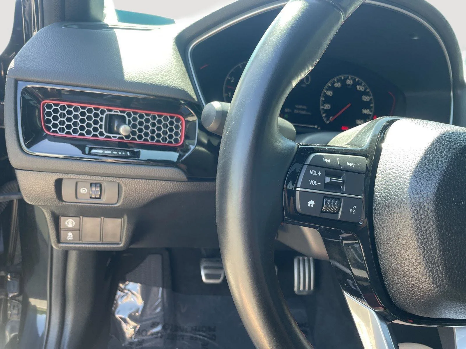 Used 2024 Crystal Black Pearl Honda SI image 9