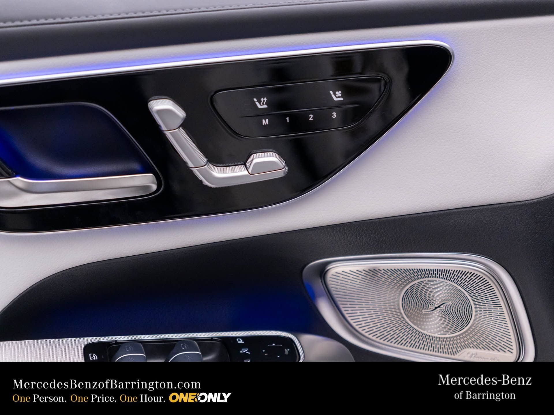 New 2026 Polar White Mercedes-Benz GLC 300 Coupe image 16