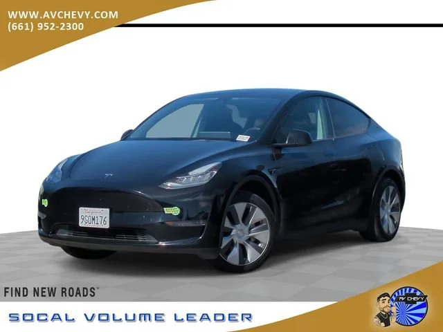 2023 Tesla Model Y Long Range Dual Motor All-Wheel Drive's photo