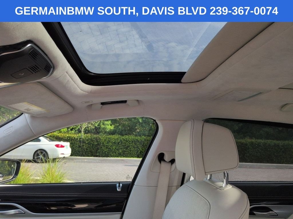 Certified Used 2022 Black Sapphire Metallic BMW ALPINA B7 xDrive image 21