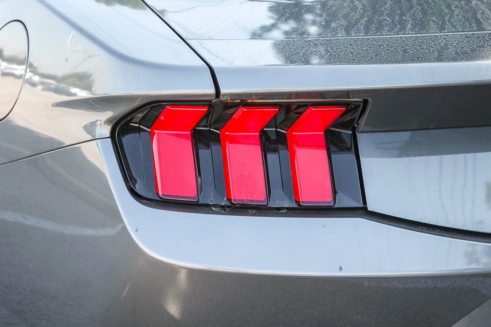 New 2026 Carbonized Gray Metallic Ford EcoBoost® Fastback image 9