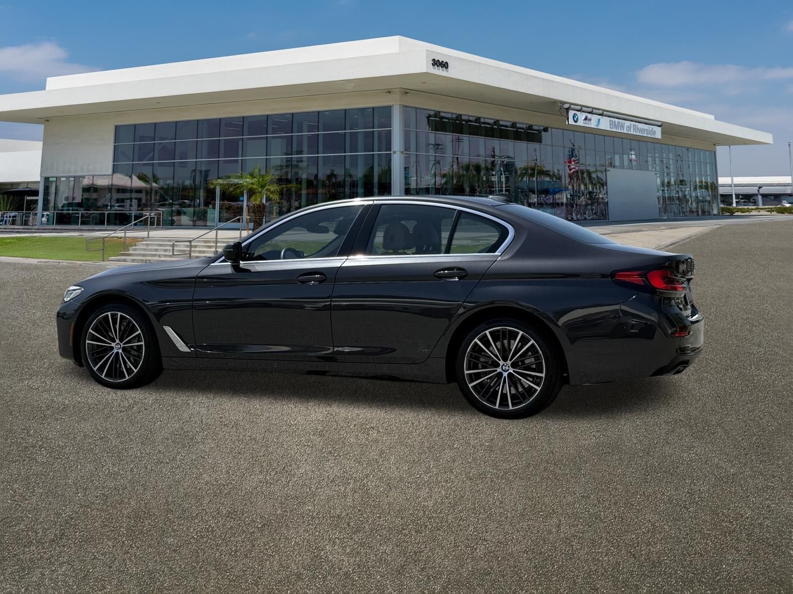 Certified Used 2023 Dark Graphite Metallic BMW 540i image 7