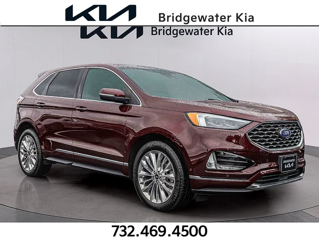 2022 Ford Edge Titanium