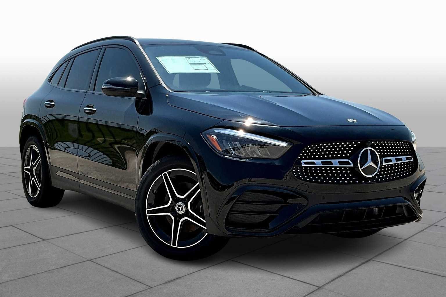 Used 2025 Night Black Mercedes-Benz GLA 250 image 2