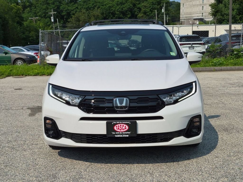 Used 2025 White Honda Elite image 11