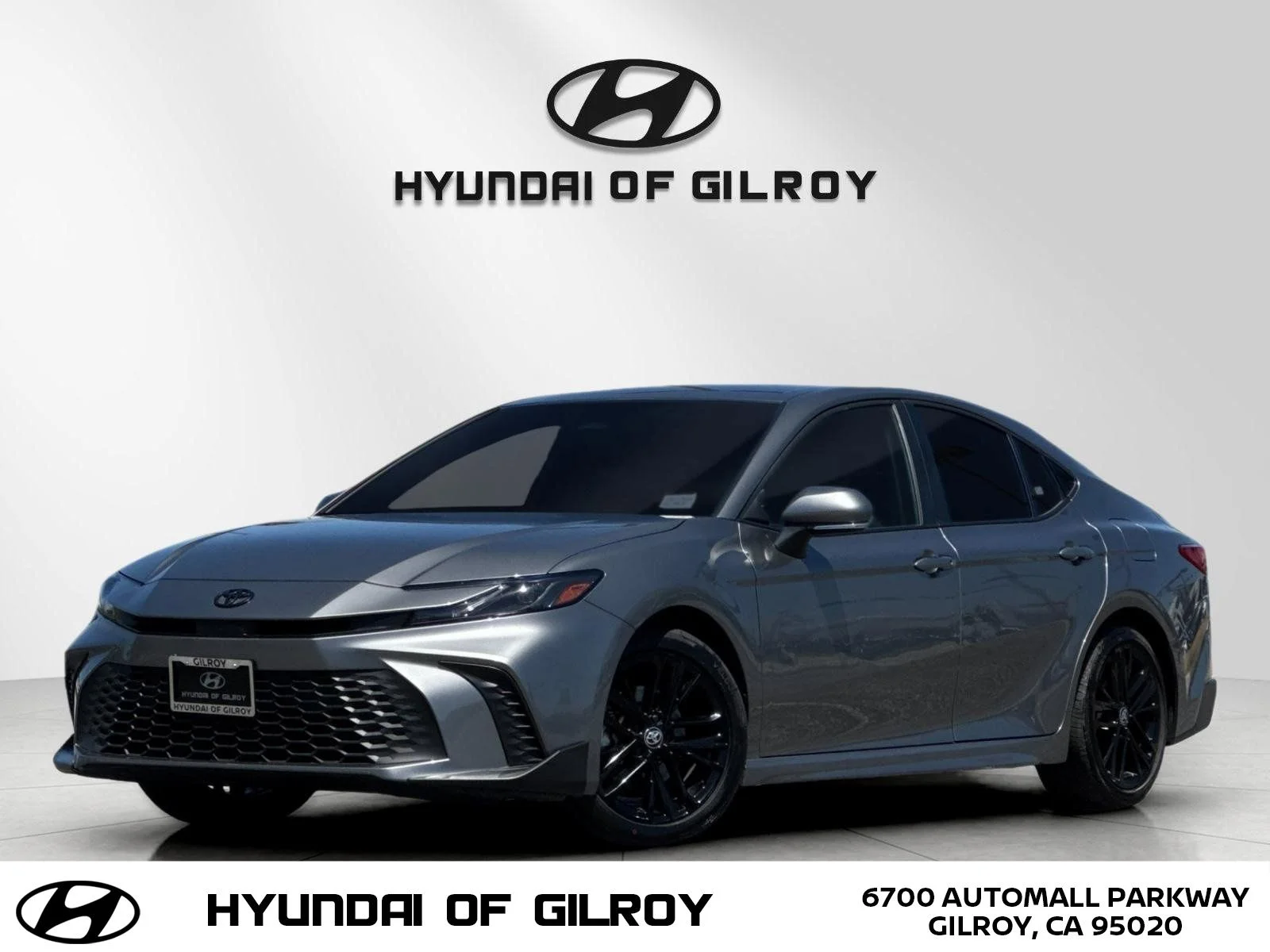 2026 Toyota Camry SE Hybrid's photo