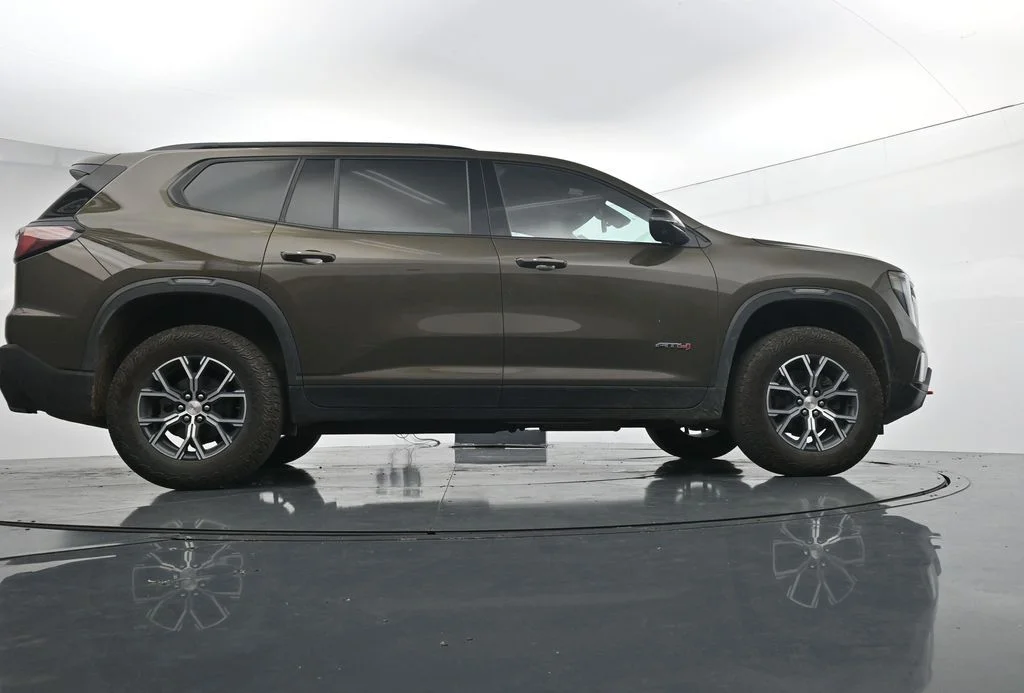 Used 2025 Brown GMC AT4 image 24