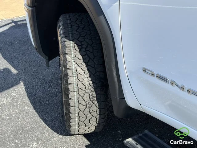 Certified Used 2025 Summit White GMC Denali image 32