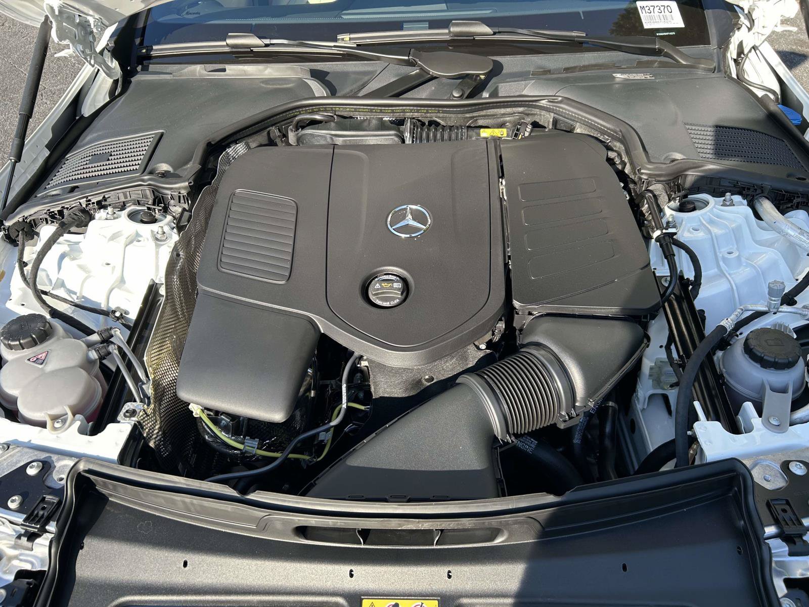 New 2027 Polar White Mercedes-Benz CLE 300 4MATIC® Coupe image 38