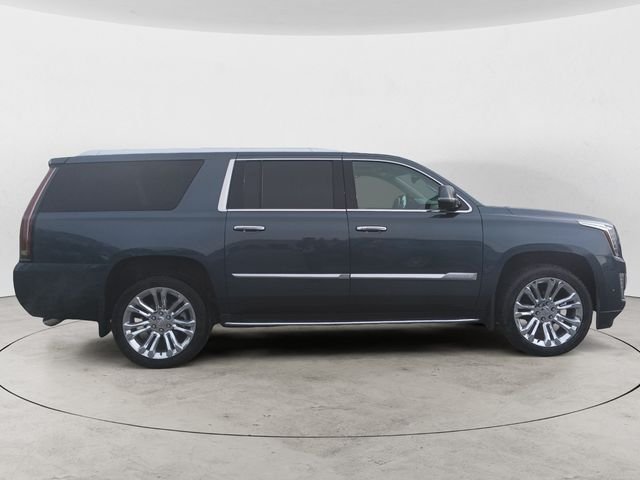 Used 2020 Gray Cadillac Premium image 4