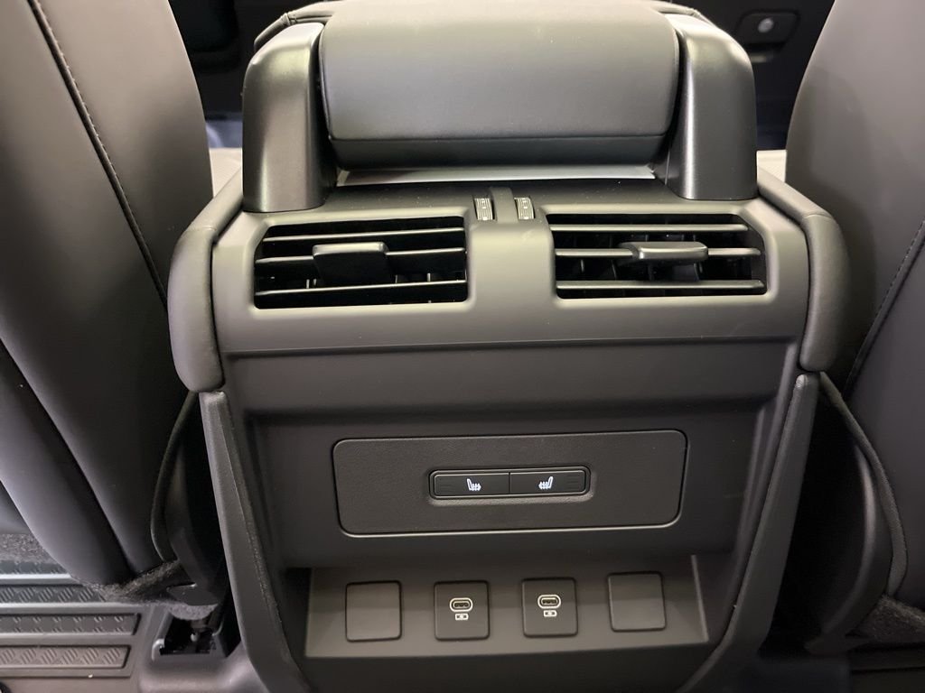 Used 2025 Carpathian Grey Prem Met Land Rover S image 26