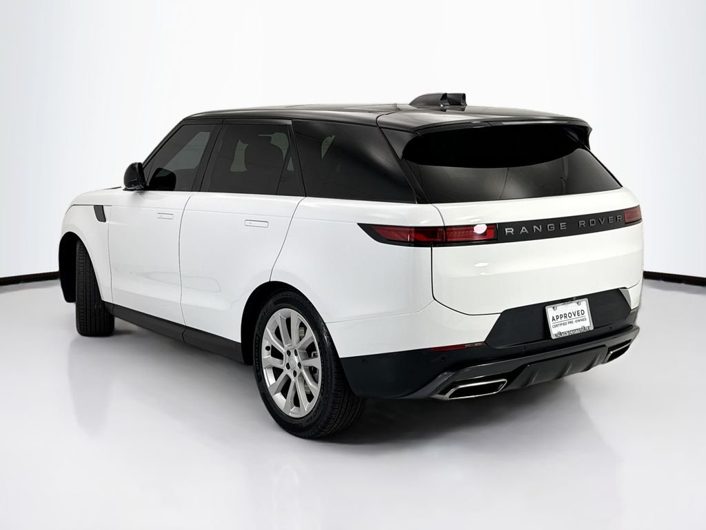 Used 2024 Fuji White Land Rover SE image 7