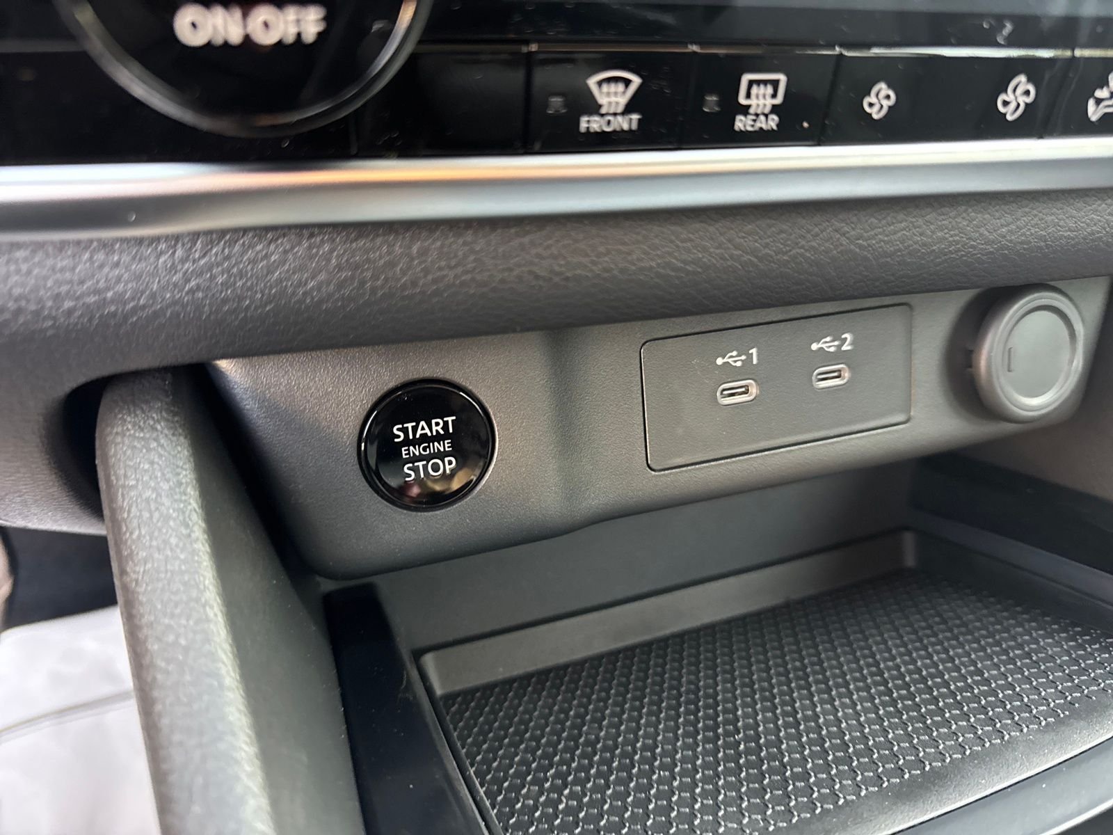 New 2026 Nissan Rogue SV 4D Sport Utility