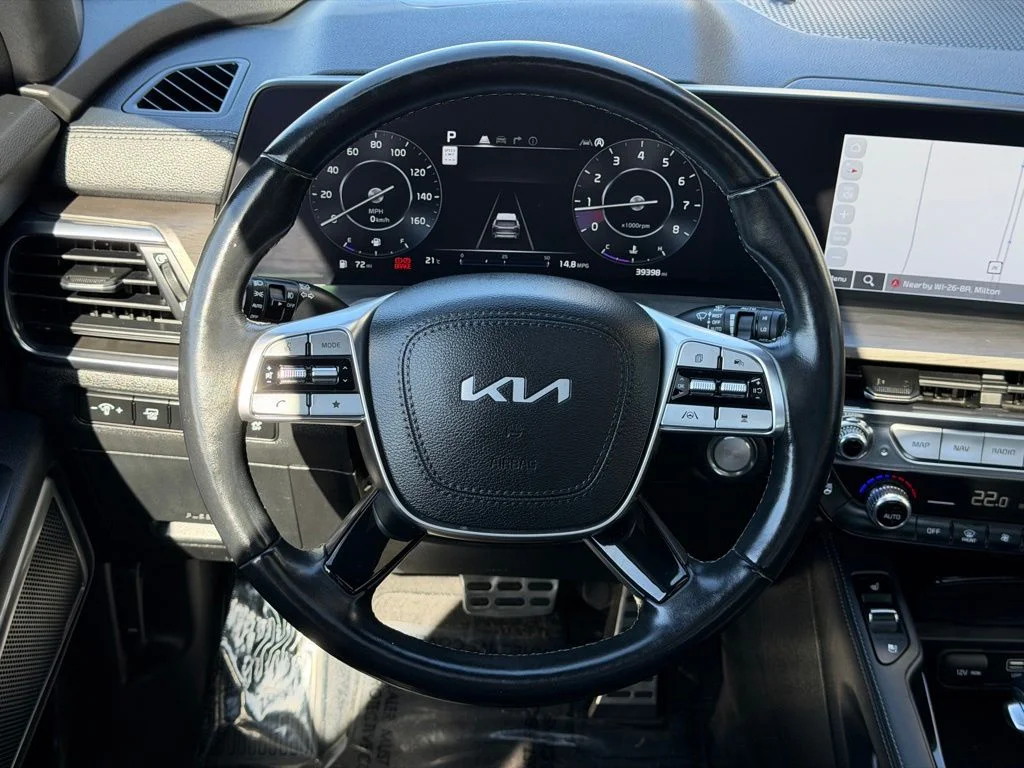 Used 2023 Red Kia SX X-Line image 17