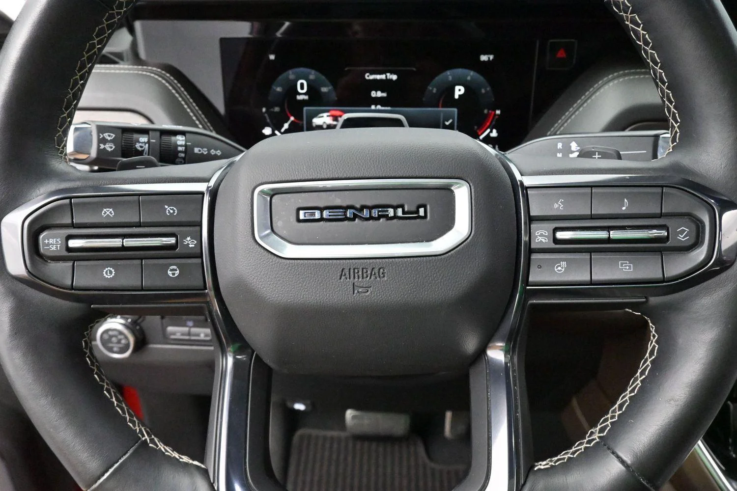 Used 2025 Volcanic Red Tintcoat GMC Denali Ultimate image 20