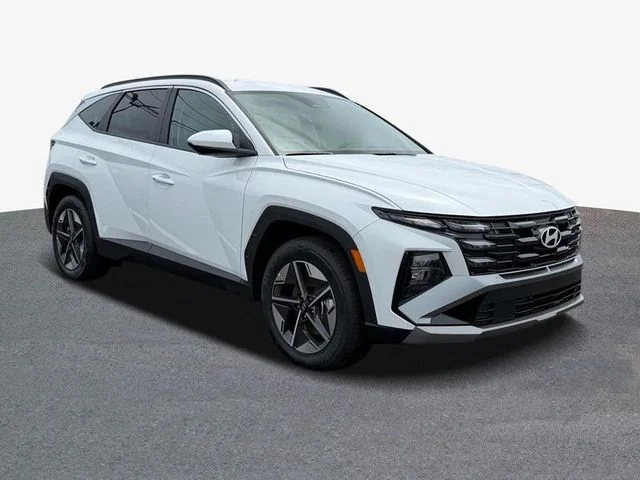 Used 2026 White Hyundai SEL image 4